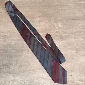 CHRISTIAN DIOR Tie Men's Striped All Silk Designer Paris New York 55”